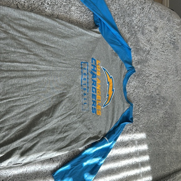 New without tags men’s extra large chargers shirt - Picture 3 of 3